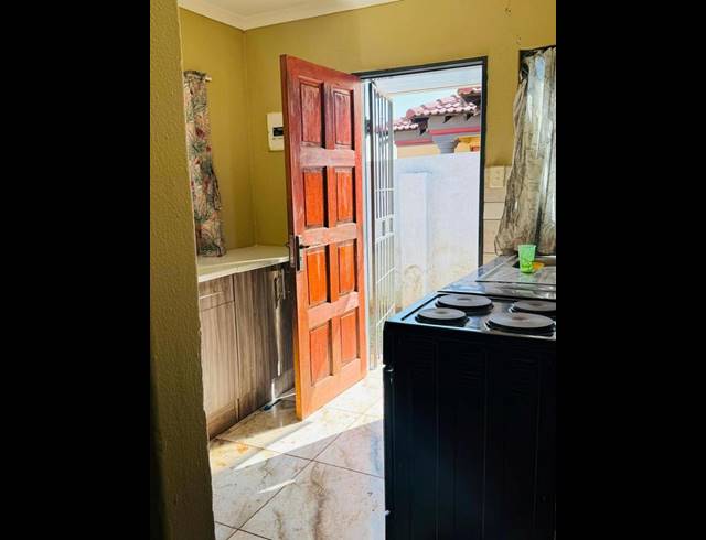 2 BEDROOM PROPERTY TO RENT IN DAWN PARK